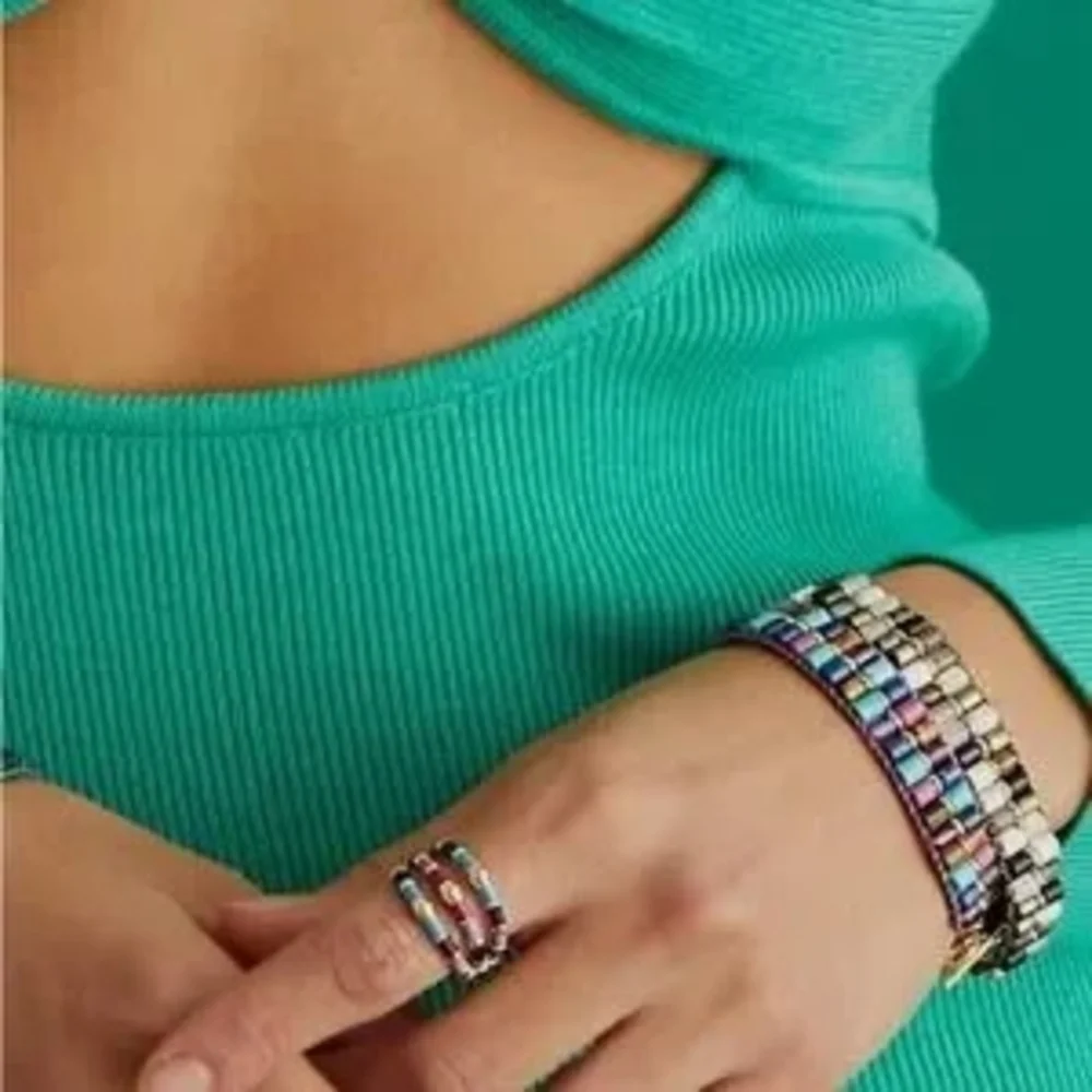 KENDRA SCOTT Bree Gold Beaded Bracelet in Neutral Mix - Picture 3 of 5